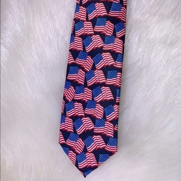 MEN’S FULL LENGTH TIE AND LAPEL PIN SET AMERICAN FLAGS - Picture 4 of 5